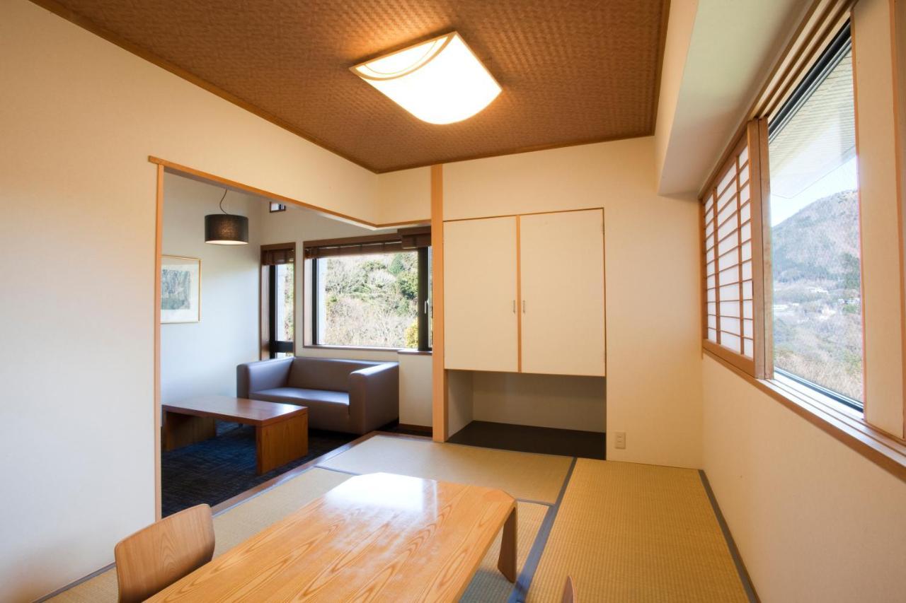 Shiki Resort Villa Hakone 80 Exterior photo